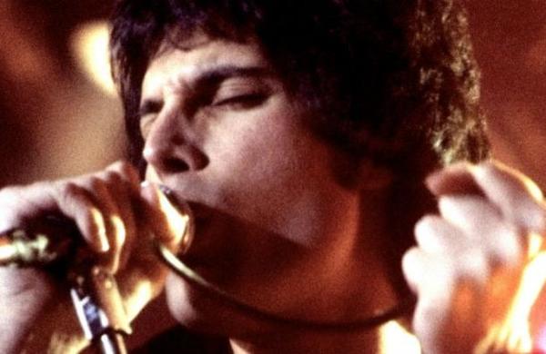 Freddie Mercury sigue enviando regalos de Navidad a su familia y amigos - SNT