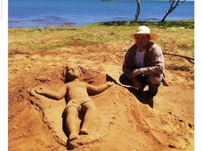 Una imagen del nacimiento de Jesús adorna la playa de San Cosme - Digital Misiones