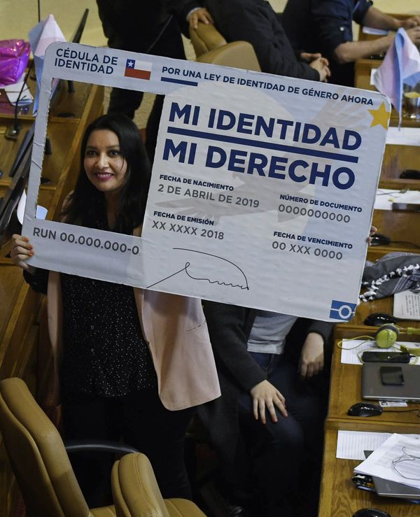 136 personas cambian de sexo legal en Chile en primer día de nueva ley