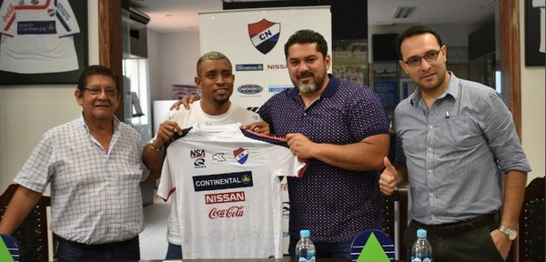Farid Díaz, nuevo jugador de la Academia | Noticias Paraguay