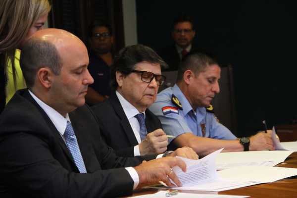 Gobierno Electrónico proyecta digitalizar otros diez trámites durante el año que viene | .::Agencia IP::.