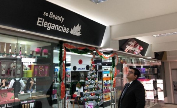 Allanan Elegance Multimarcas por infringir ley de marcas