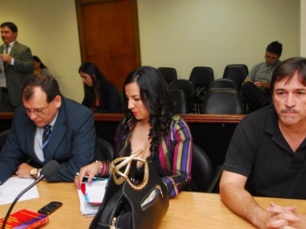 Jueza dio prisión domiciliaria al pa´i acusado de abuso en personas indefensas