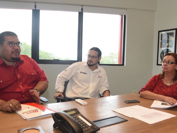 Empresa que apoyó a Mario Ferreiro dice que fue adjudicada lícitamente
