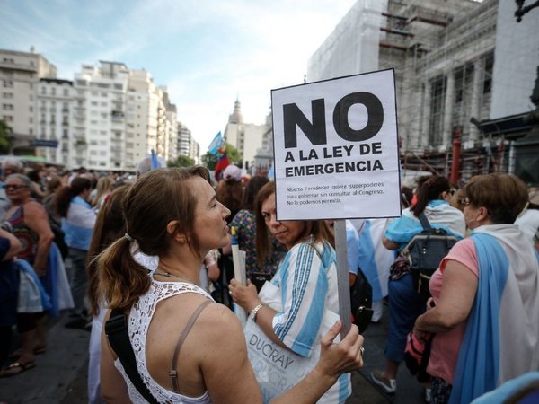 Provincias argentinas aumentarán impuestos ante la emergencia