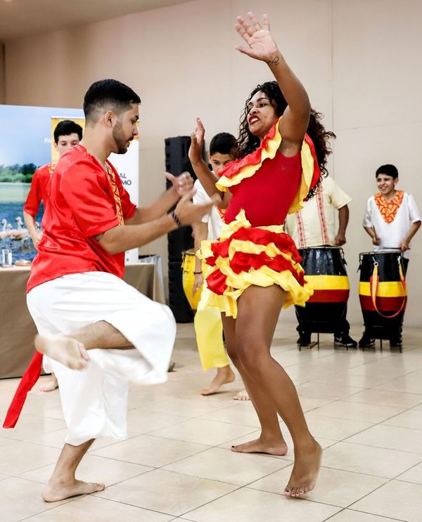 Afroparaguayos evocarán dos siglos de llegada de sus ancestros desde Uruguay - Música - ABC Color
