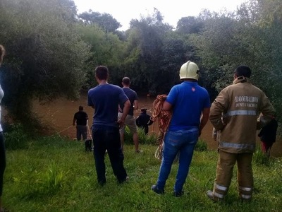 HALLAN CUERPO DE JOVEN EN EL A° CAPIIBARY