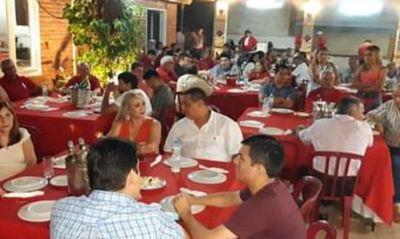 Colorados de Paraguarí toman distancia de diputados investigados por corrupción - Nacionales - ABC Color