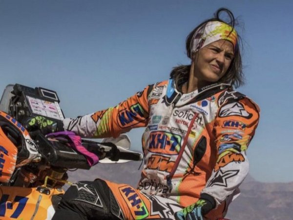 Las damas quieren conquistar el desierto