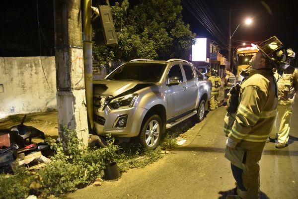 Choque deja un herido en Lambaré - Nacionales - ABC Color