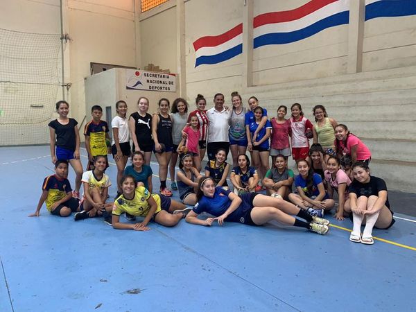 Handball Solidario con total éxito - Polideportivo - ABC Color