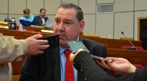 HOY / “Fiscalía pidió prisión por populismo”, dice abogado Zacarías