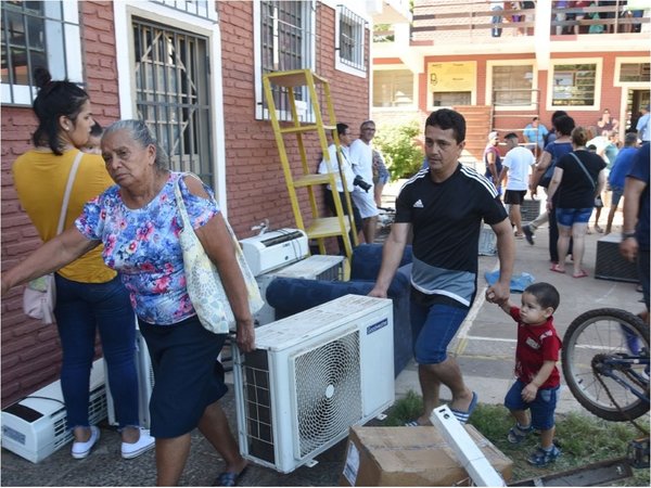 Agotaron los aires acondicionados