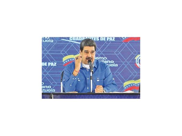 Maduro pide a Brasil entrega de militares