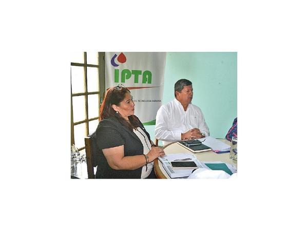 De nuevo una mujer asume como titular del IPTA en Caacupé