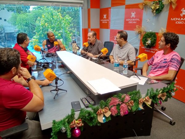 El Tricolor arropa su plantel con experiencia