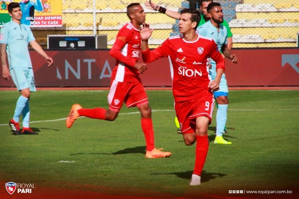 Pablo Zeballos marcó un gol para el Royal Pari