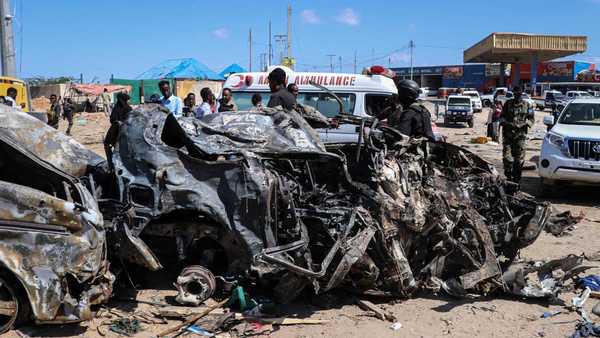 Terrible atentado del fundamentalismo islamista dejó 94 muertos en Somalia | .::Agencia IP::.
