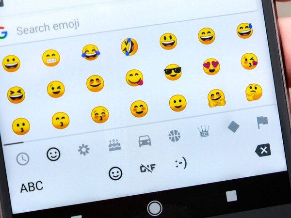 Los emojis se imponen en la palabra del año