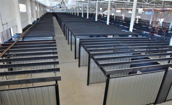 HOY / Ordenan intervención del Mercado de Abasto tras denuncia de adjudicación irregular de casillas