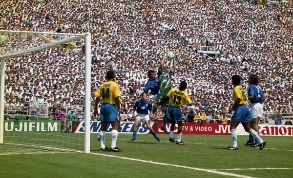 HOY / Veteranos de Brasil e Italia reeditarán la final del Mundial de EE.UU. 94