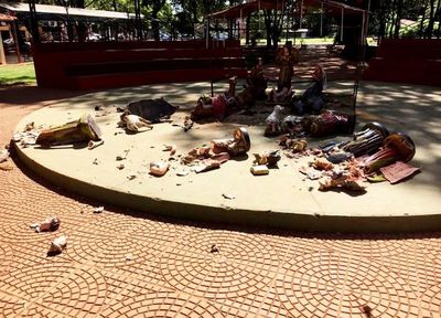 Vándalos destrozan adornos navideños - Judiciales y Policiales - ABC Color