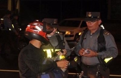 Patrulla Caminera pescó a 516 ebrios al volante - ADN Paraguayo