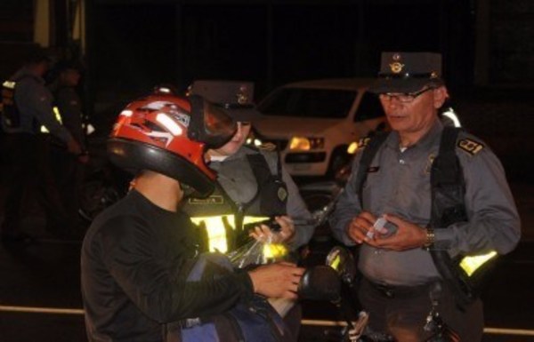 Patrulla Caminera pescó a 516 ebrios al volante - ADN Paraguayo