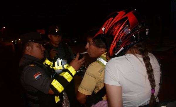 HOY / Caminera retuvo a 516 conductores alcoholizados