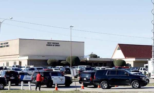Un hombre abrió fuego y mató a dos personas en una iglesia de Texas | .::Agencia IP::.