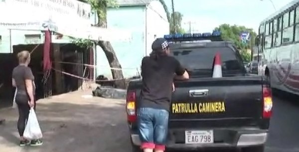 Bus mata a peatón y escapa de escena | Noticias Paraguay