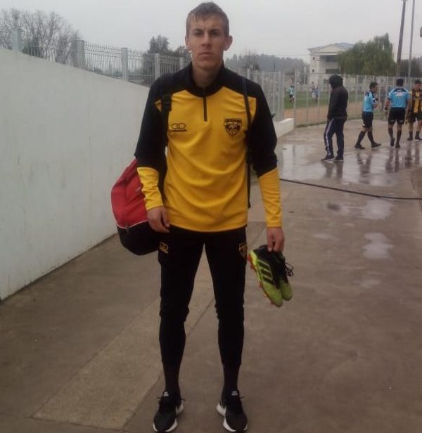 Altoparanaense seguirá en el fútbol chileno