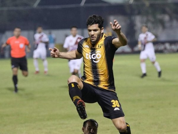 Fernández Cedrés se queda, Ortigoza se va