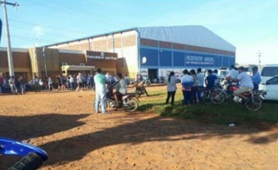 Manifestación en apoyo de intendente destituido en O´leary