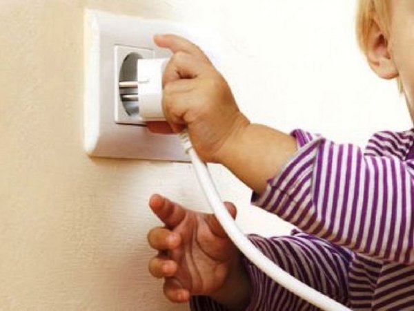 Menor de 3 años muere electrocutado en Tava'i