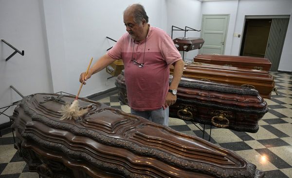El lujo de morir en una Argentina en crisis