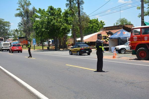 Caminera anuncia patrullaje en motocicleta para el operativo "Verano 2020” - Nacionales - ABC Color