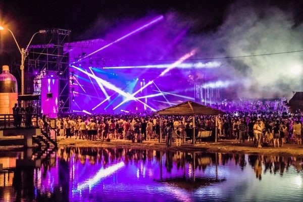 Se alista la mayor fiesta playera de la Perla del Sur