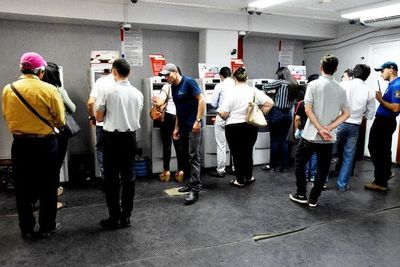 Vence plazo para aguinaldo y alertan acerca de multas - Locales - ABC Color