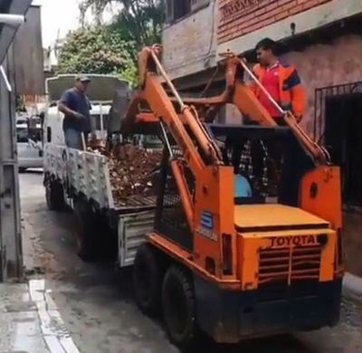 SEN inicia la reconstrucción de una vivienda incendiada