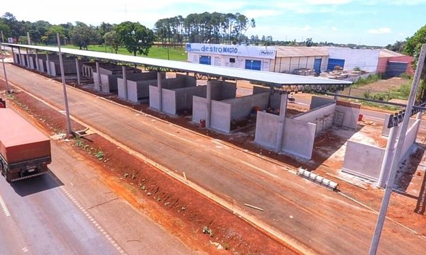 Progresiva construcción de terminal interurbana en CDE