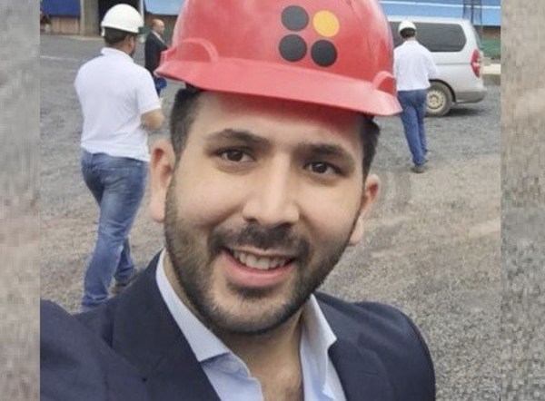 Imputado por apropiación indebida y falsificación, renuncia a consulado y vuelve al ruedo del oficialismo - ADN Paraguayo