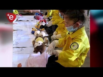 NIÑOS APRENDEN REANIMACIÓN CARDIOPULMONAR