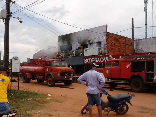 Incendio consume parte de un local nocturno | Radio Regional 660 AM