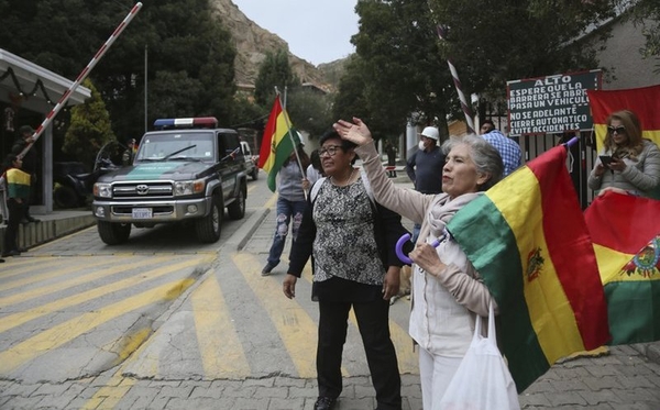 Unión Europea rechaza que Bolivia eche a dos diplomáticos » Ñanduti
