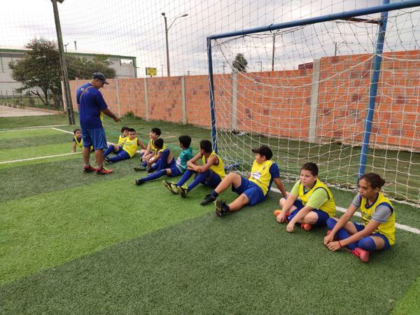 Escuela Bebé Fútbol se expande - Fútbol - ABC Color