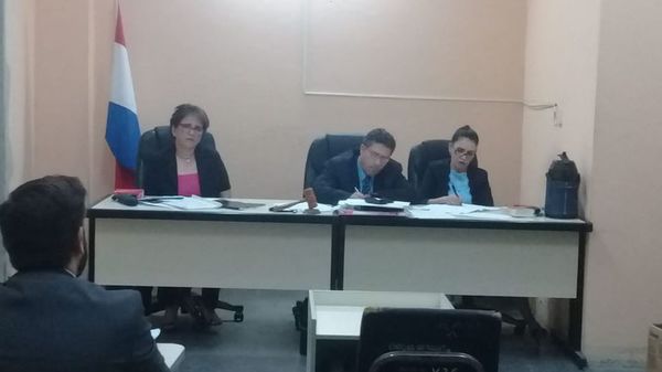 Condenan a seis años de prisión al exintendente de Puerto Pinazco - Nacionales - ABC Color