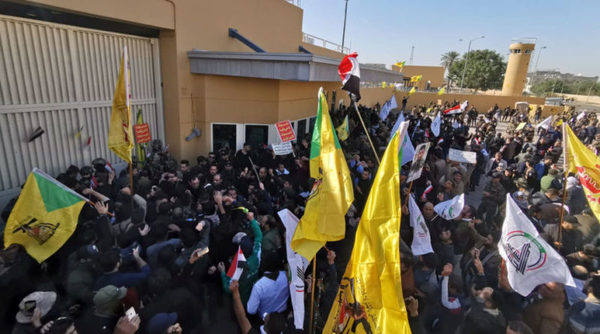 Manifestantes permanecen frente a la Embajada de EEUU en Bagdad sin violencia » Ñanduti