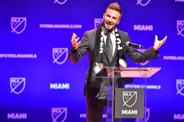 Un exDT de Olimpia asume en el nuevo club de Beckham