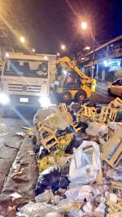 Asunción amaneció con más de 930.000 kilos de basura | Noticias Paraguay